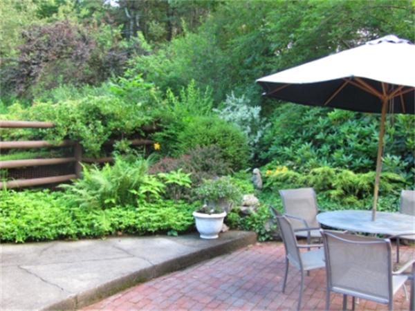 28 Fox Run Road Topsfield, MA 01983 - Photo 4 of 18 a view of a patio in backyard