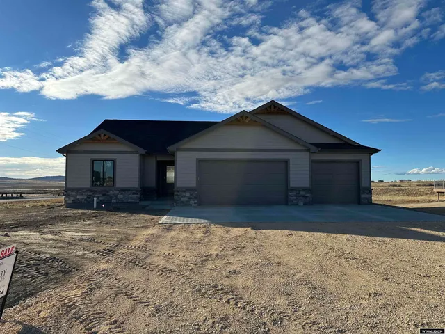 $571,500 | 6580 Meadow Wind Way, Mills, WY 82604