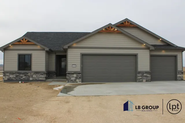 $571,500 | 6580 Meadow Wind Way, Mills, WY 82604