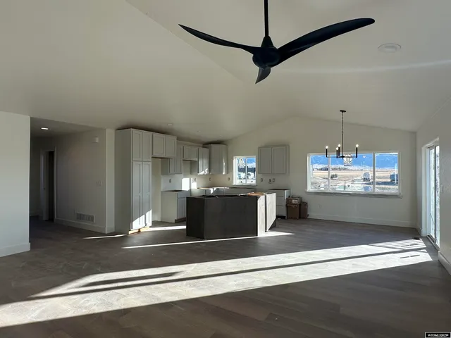 $571,500 | 6580 Meadow Wind Way, Mills, WY 82604