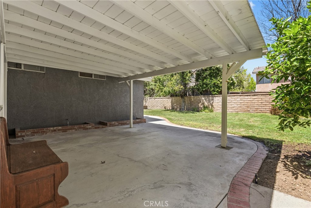 28511 Victoria Road Castaic, CA 91384 - Photo 30 of 37