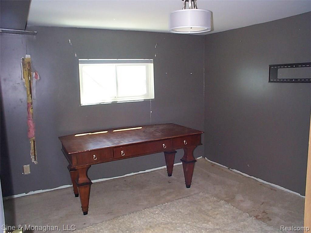 1019 River Road St. Clair, MI 48079 - Photo 15 of 56 15 BR 3 1019 RIVER RD.JPG