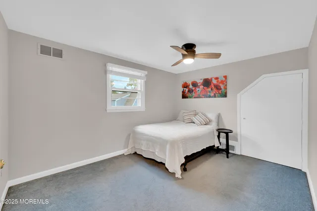 $899,000 | 203 Lenape Trail, Brielle, NJ 08730