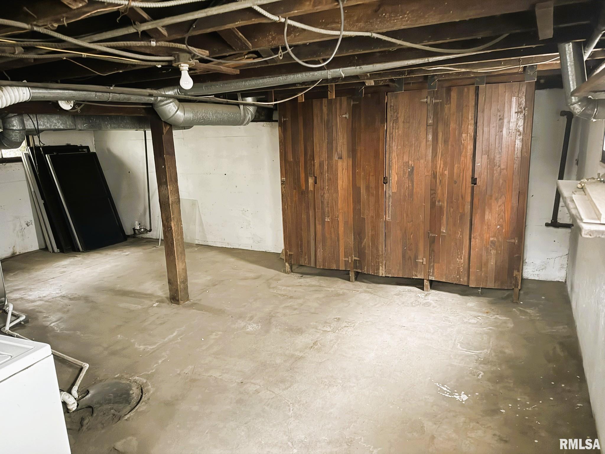 1920 South Pasfield Street Springfield, IL 62704 - Photo 8 of 15