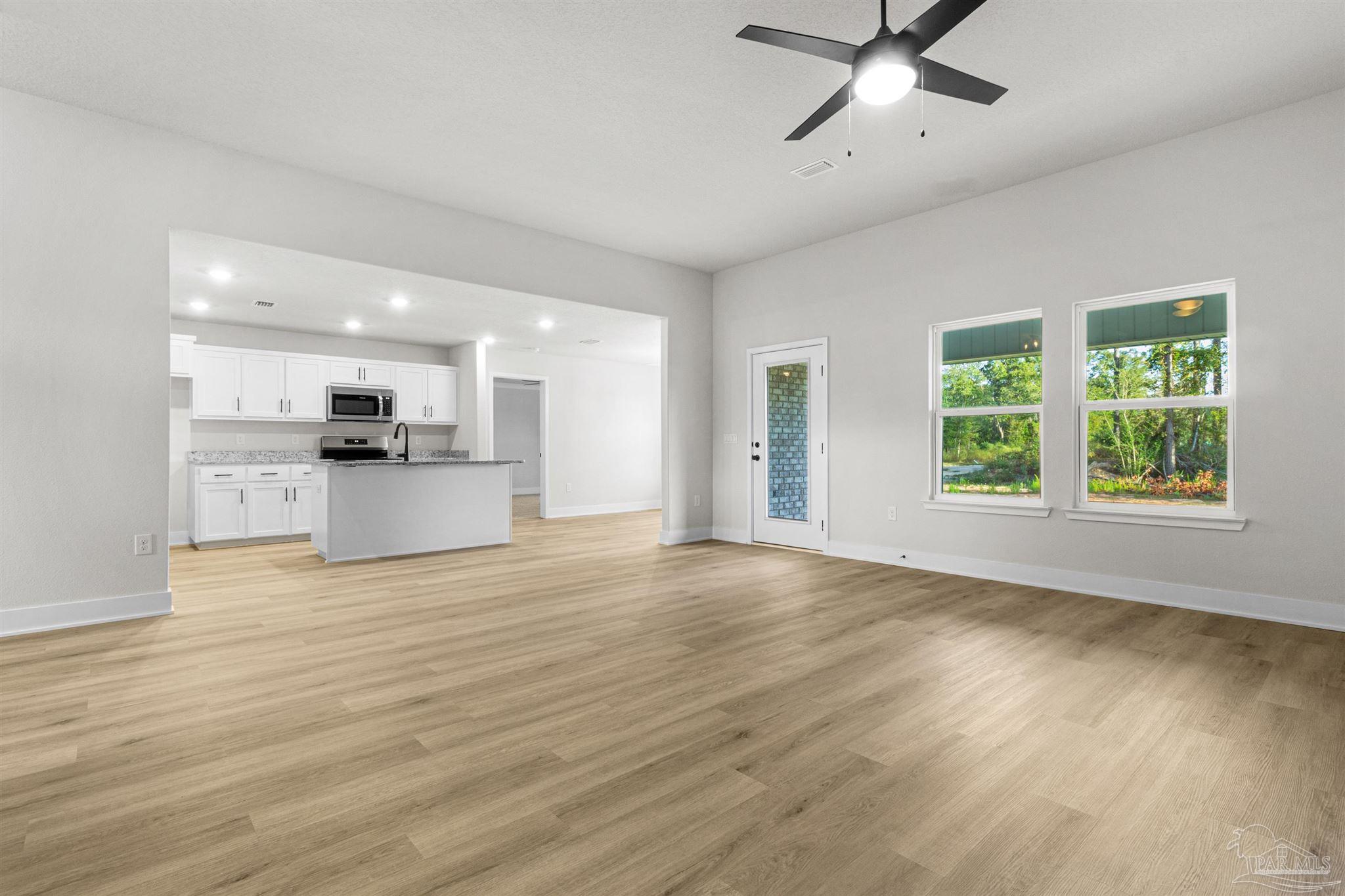 126 Pecan Cv Road, Unit 3C Cantonment, FL 32533 - Photo 3 of 14
