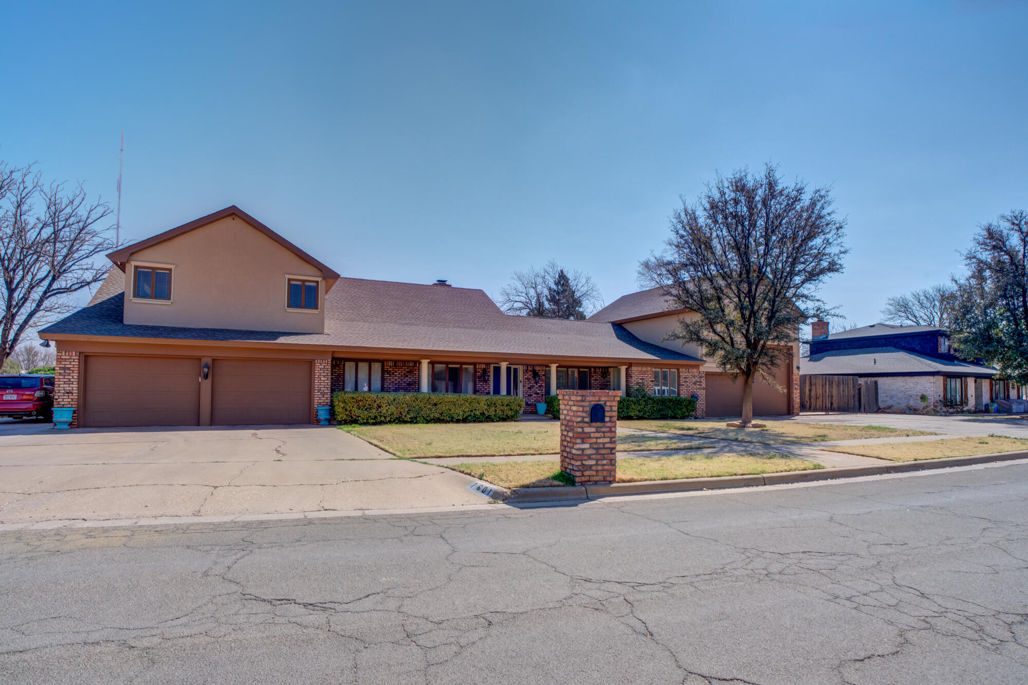7601 Canton Avenue Lubbock, TX 79423 - Photo 2 of 43 DSC09835_6_7_8_9