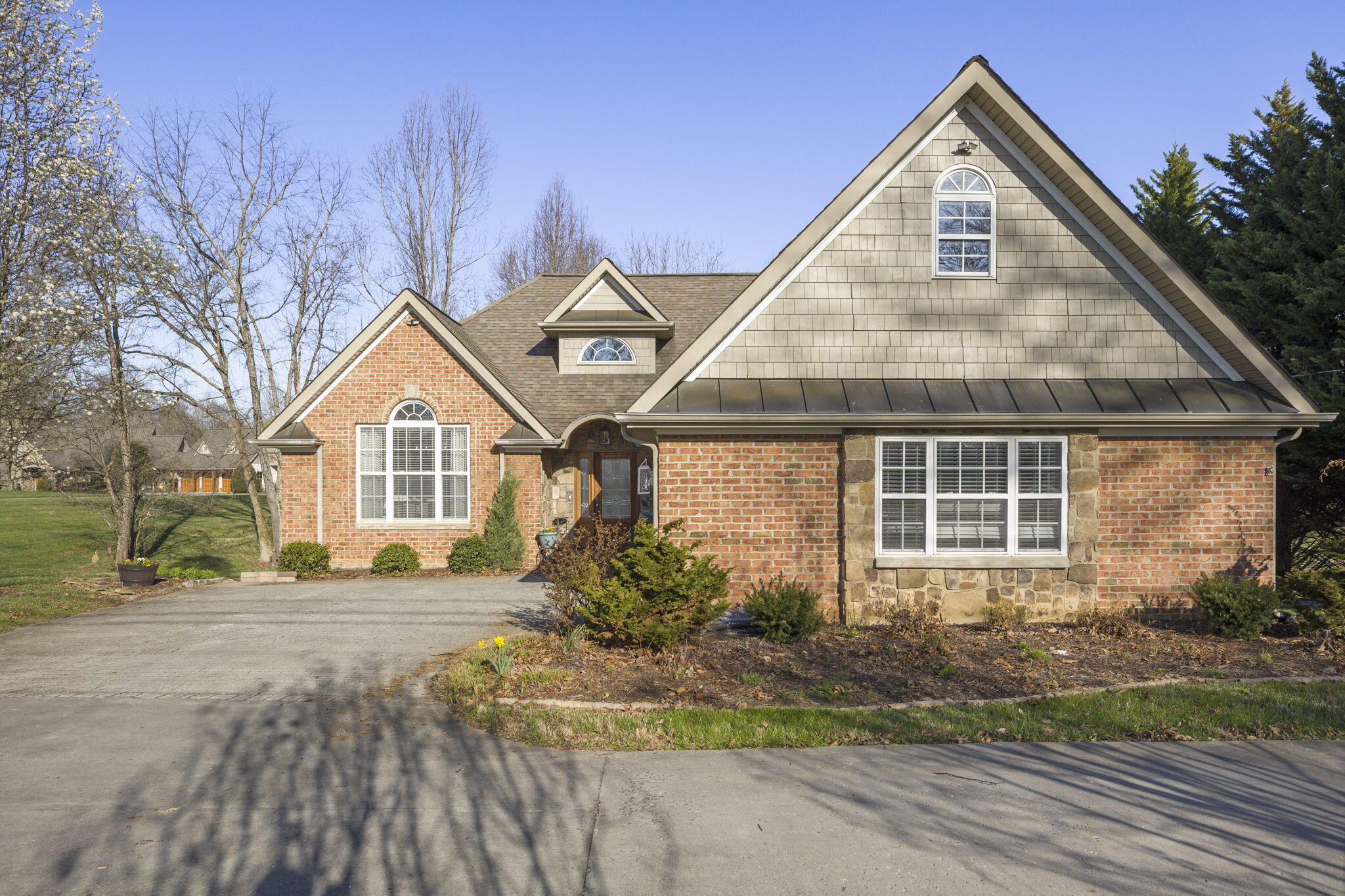 305 Headtown Road Jonesborough, TN 37659 - Photo 1 of 39 1-web-or-mls-217A0799