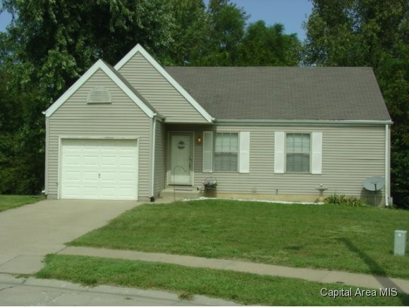 1525 Maureen Court Springfield, IL 62702 - Photo 1 of 14