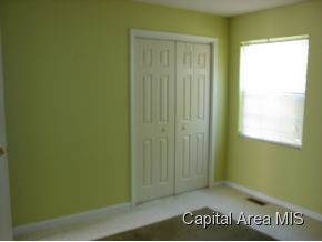 1525 Maureen Court Springfield, IL 62702 - Photo 9 of 14