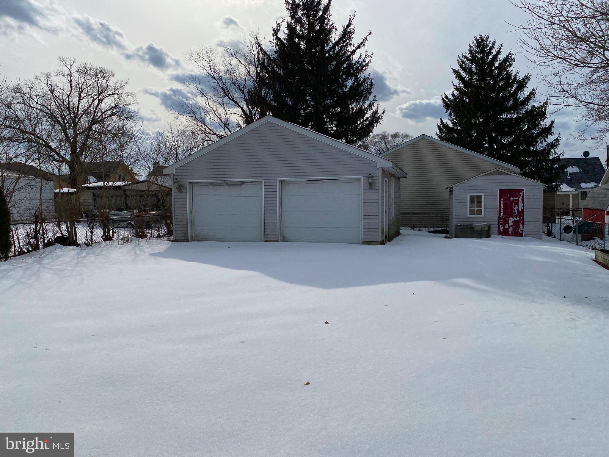 302 Lippincott Avenue Riverside, NJ 08075 - Photo 2 of 17 Detached extra large garage and shed