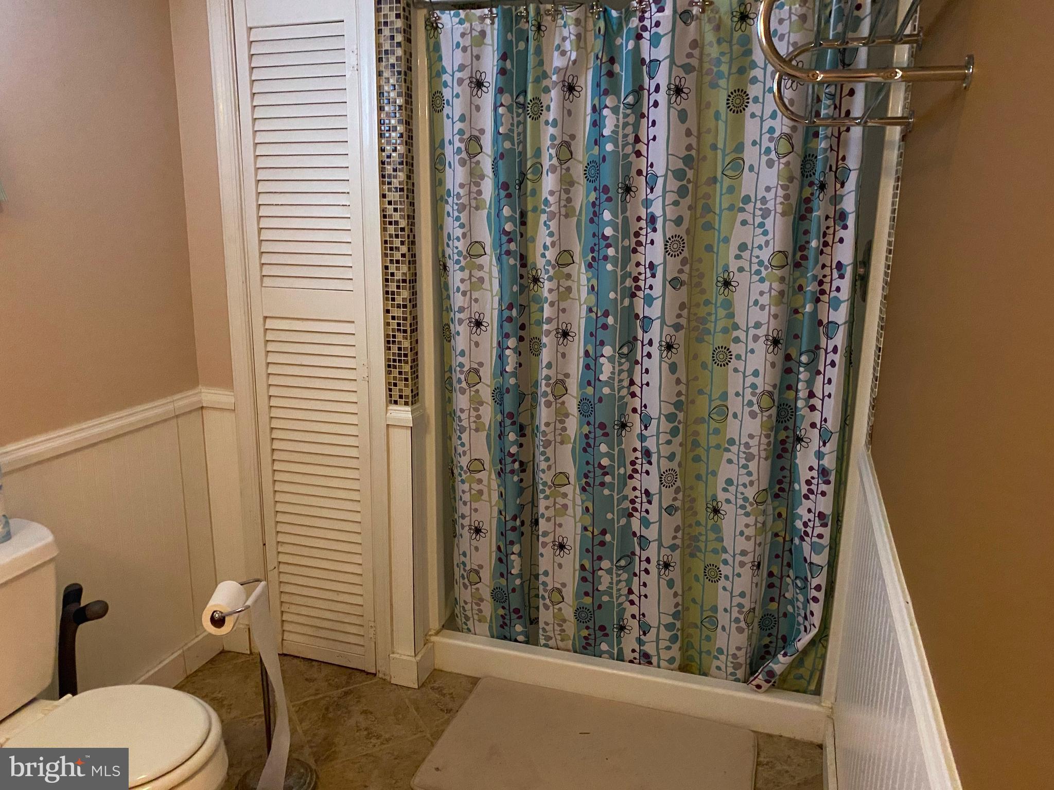 302 Lippincott Avenue Riverside, NJ 08075 - Photo 15 of 17 2nd Bathroom - basement