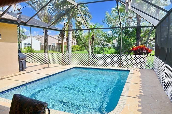 22545 Middletown Drive Boca Raton, FL 33428 - Photo 11 of 12 pool_700