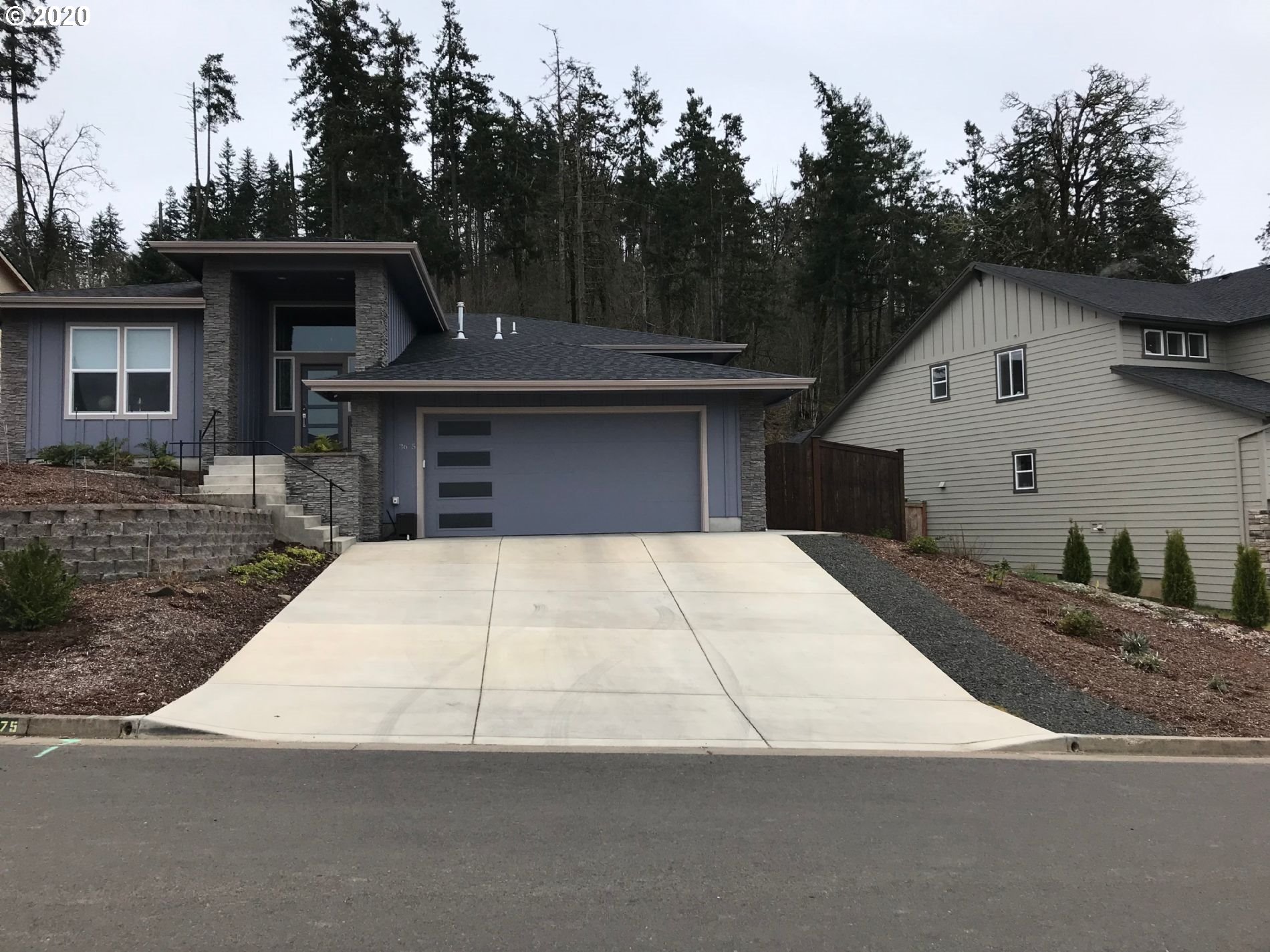 3675 Snowberry Road Eugene, OR 97403 - Photo 1 of 25 Gallery Image 1
