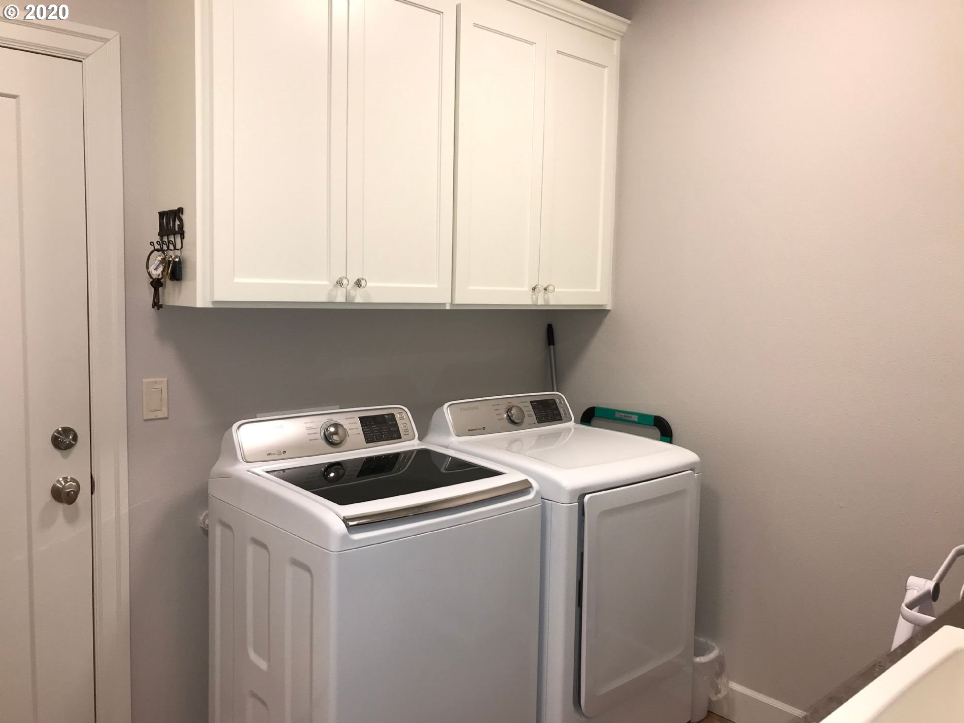 3675 Snowberry Road Eugene, OR 97403 - Photo 22 of 25 Gallery Image 22