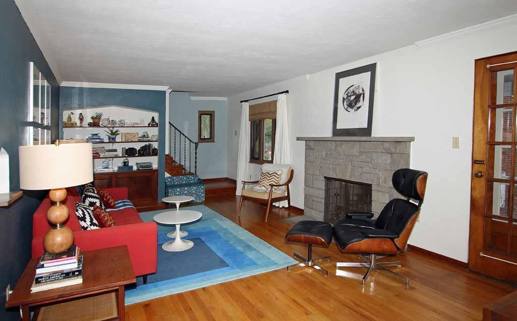 4815 Doyle Road Pittsburgh, PA 15227 - Photo 3 of 23 SPACIOUS LIVING ROOM WITH BUILT INS