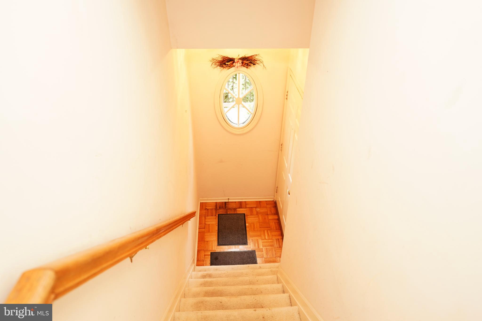 528 Brickhouse Road Princeton, NJ 08540 - Photo 3 of 33