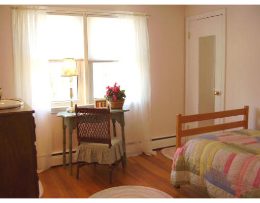 206 River Road Andover, MA 01810 - Photo 11 of 28 Gallery Image 11