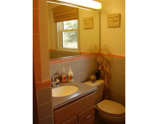 206 River Road Andover, MA 01810 - Photo 13 of 28 Gallery Image 13