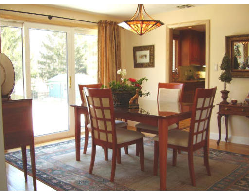 206 River Road Andover, MA 01810 - Photo 4 of 28 Gallery Image 4