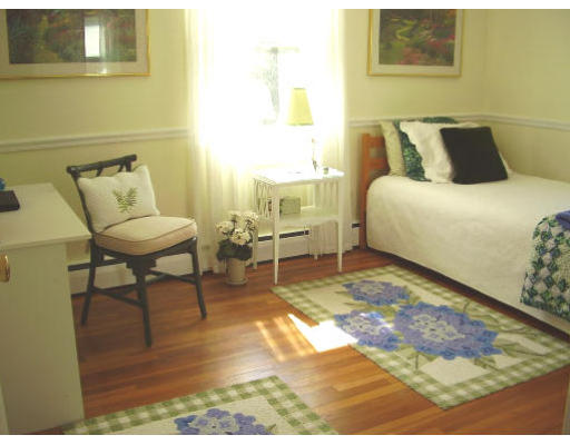 206 River Road Andover, MA 01810 - Photo 10 of 28 Gallery Image 10