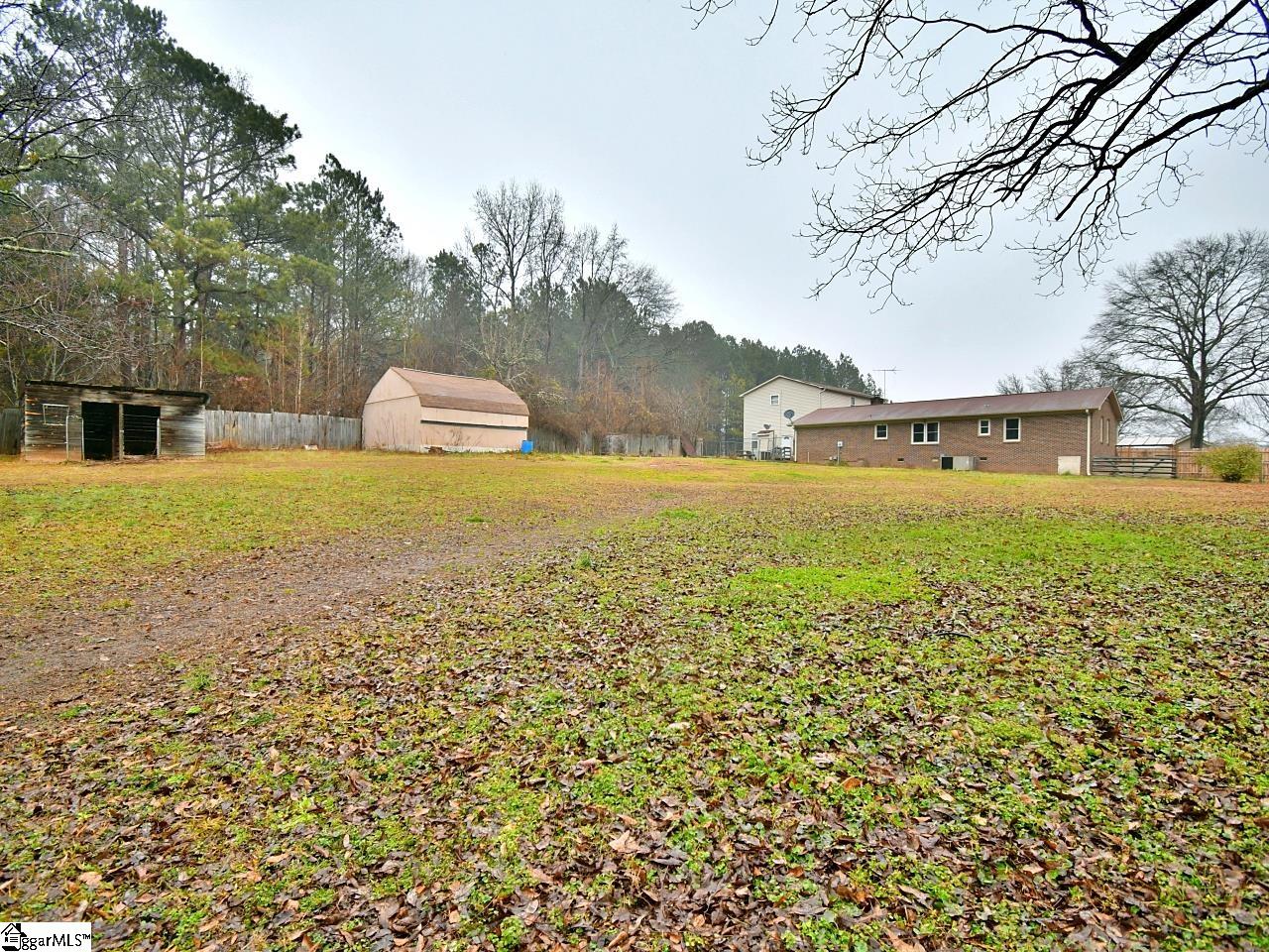 2002 North Old Laurens Road Fountain Inn, SC 29644 - Photo 29 of 32