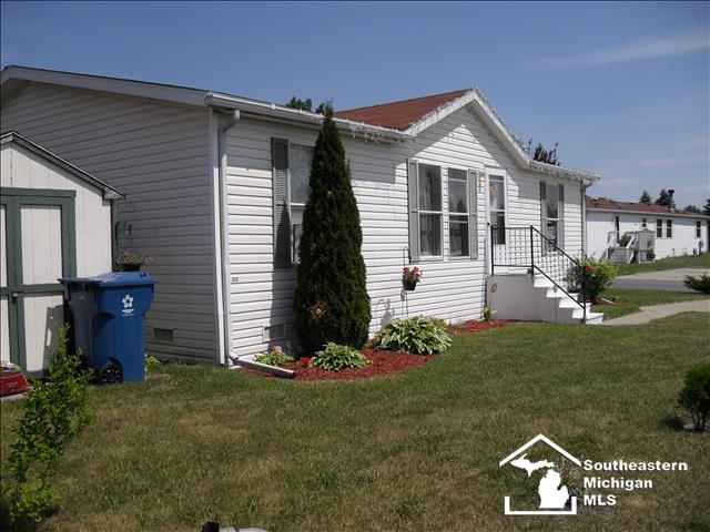 274 Fairfax Road Erie, MI 48133 - Photo 1 of 20 20398176.JPG