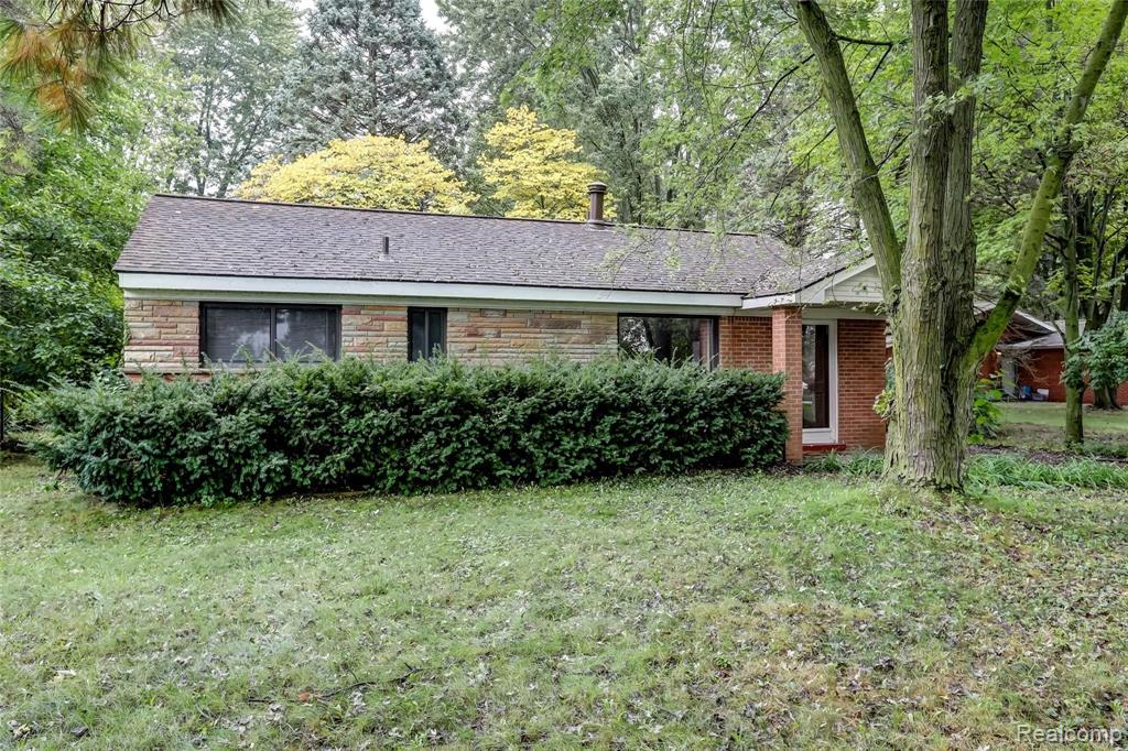 13839 Elwell Road Belleville, MI 48111 - Photo 6 of 25