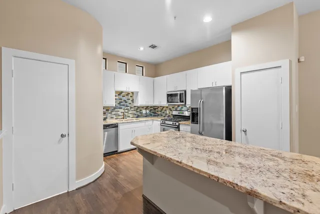 $1,850 | 3501 Link Valley, Unit 102, Houston, TX 77025