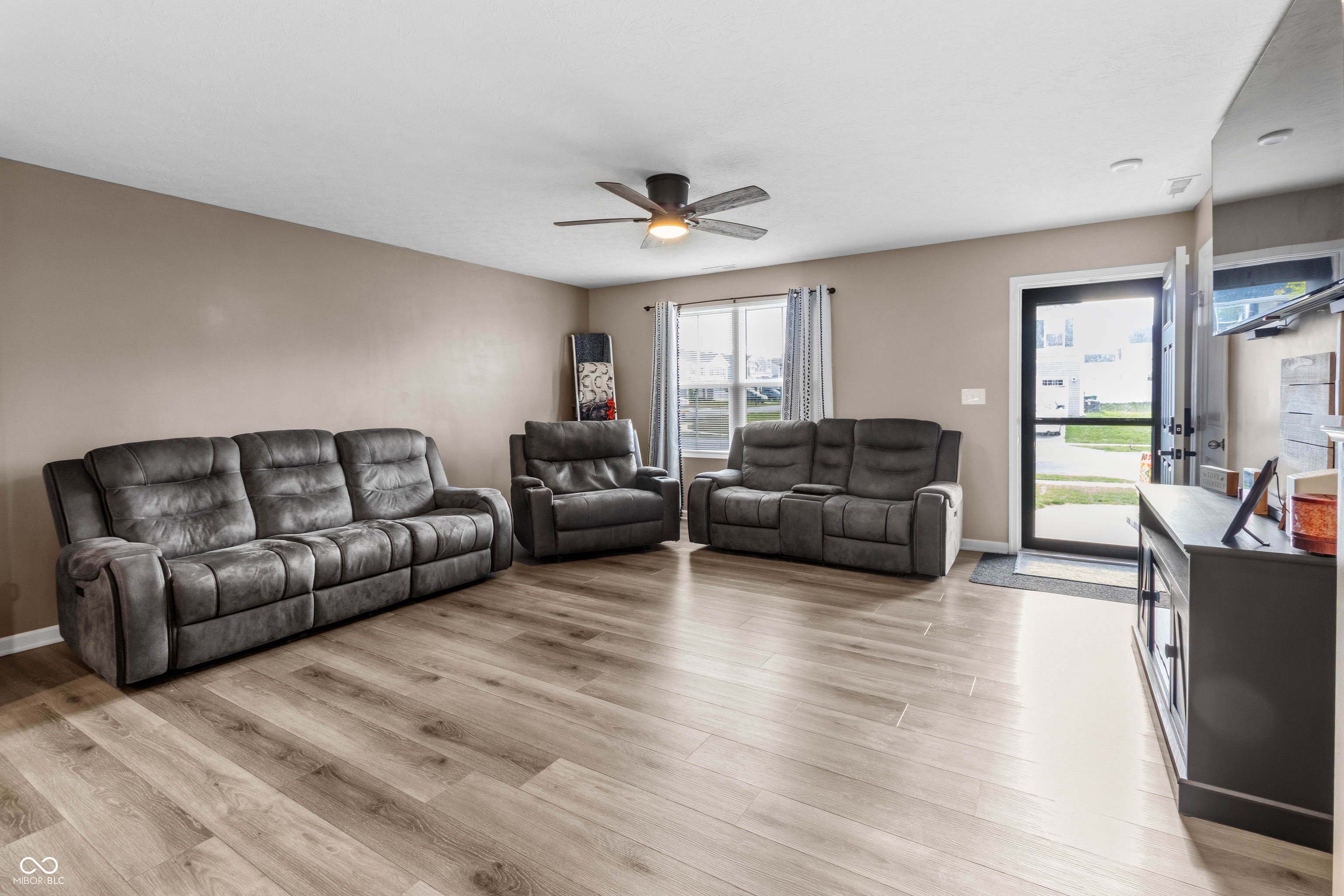 13821 North Rising Sun Circle East Camby, IN 46113 - Photo 6 of 32