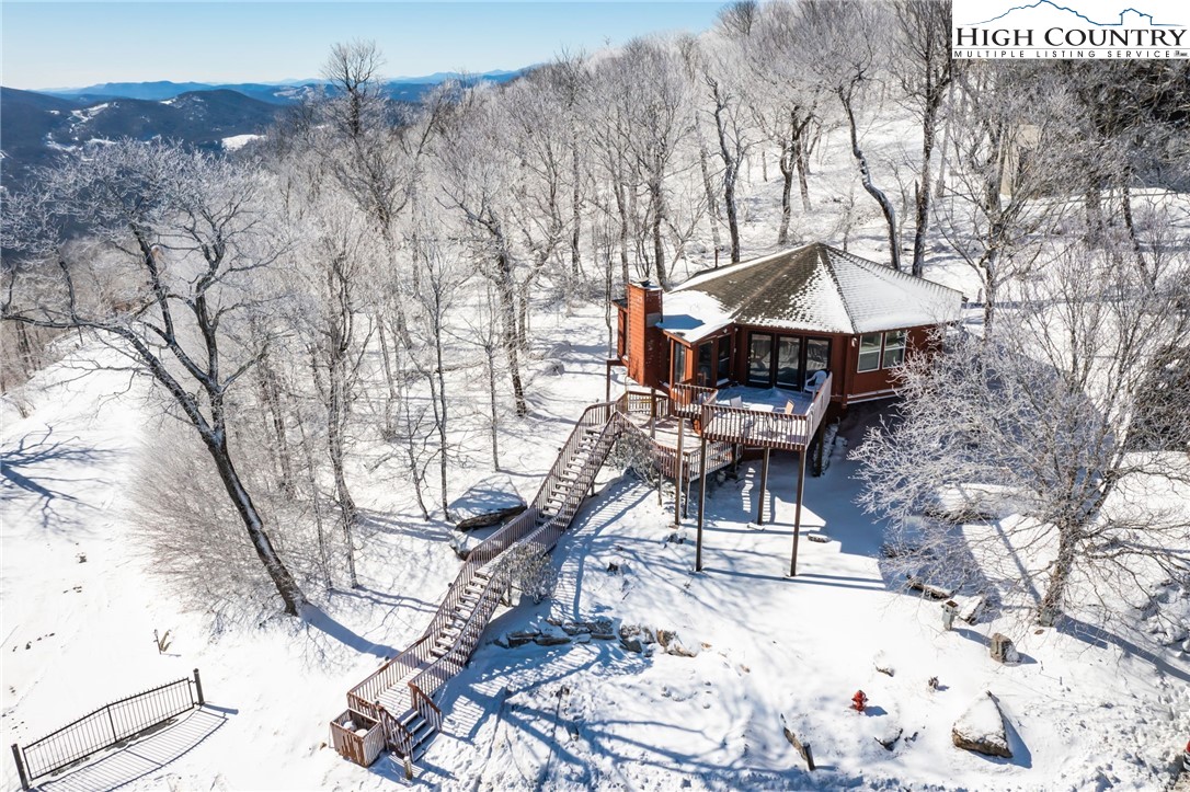 107 Skiloft Road Beech Mountain, NC 28604 - Photo 1 of 32 Gallery Image 1