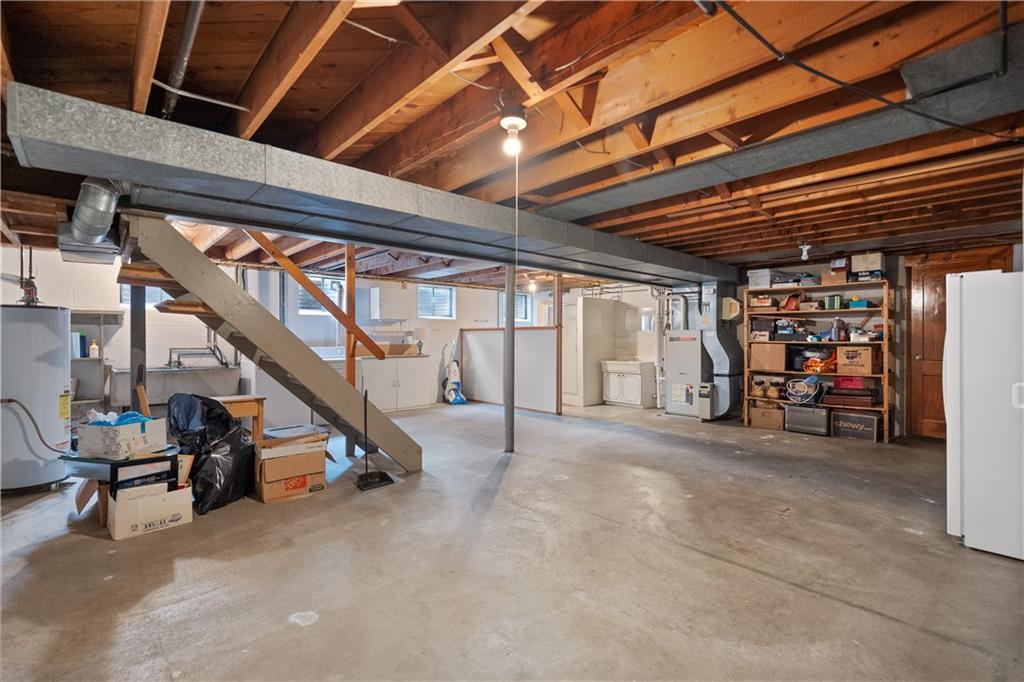77 Observatory Street Manor, PA 15665 - Photo 21 of 25 a view of garage