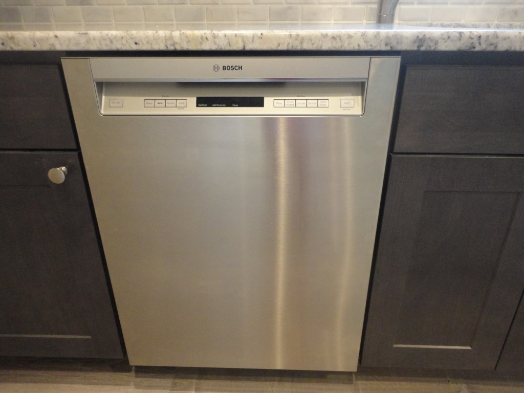 49 Merton Road, Unit 2 Newport, RI 02840 - Photo 9 of 42 Dishwasher