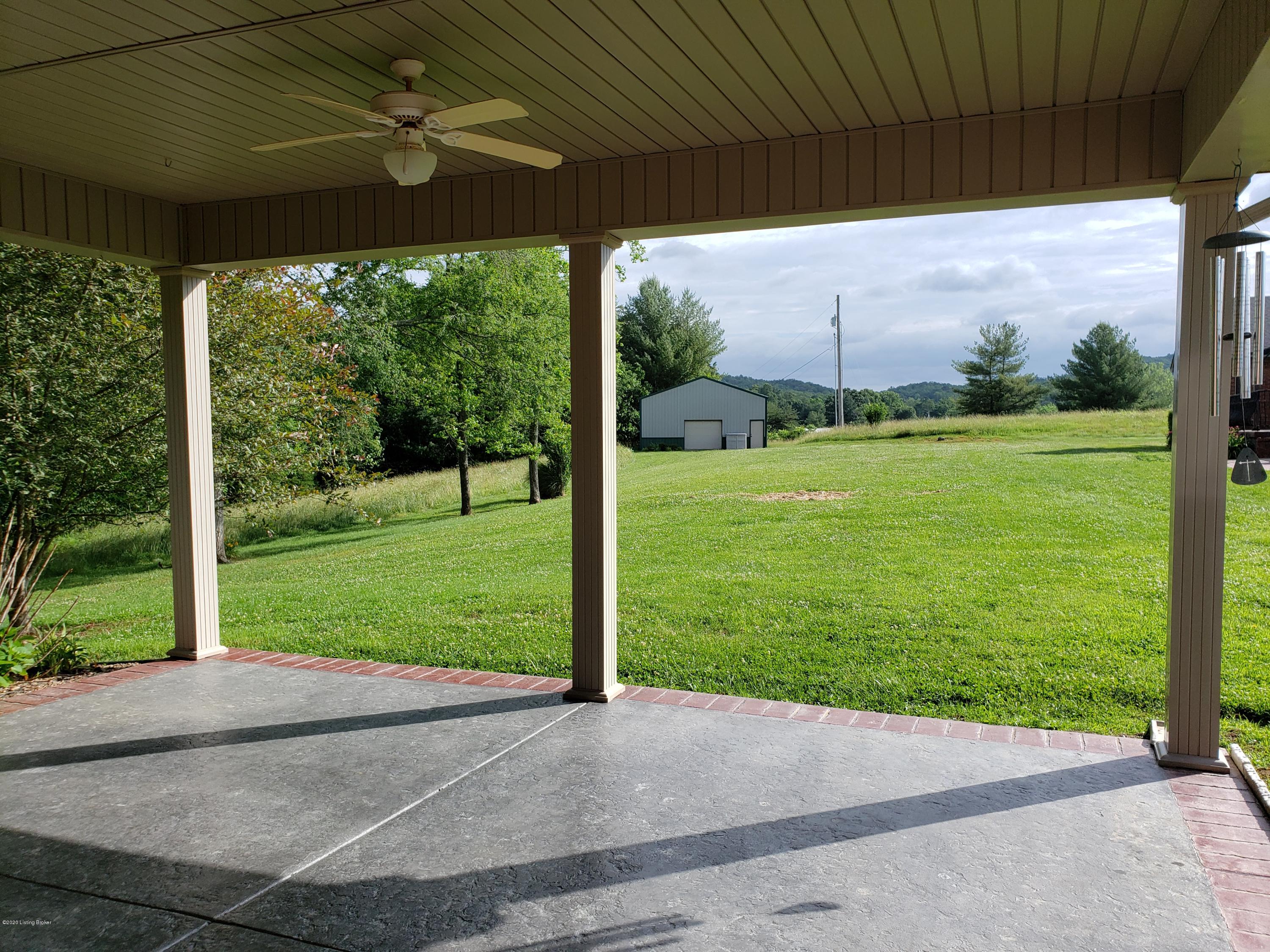11800 New Haven Road Boston, KY 40107 - Photo 37 of 42 11800 patio view