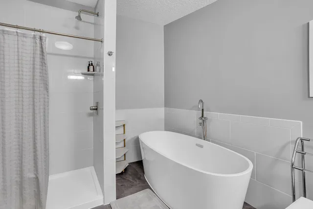 $274,900 | 4091 Woodland Avenue, Manitou Beach, MI 49253