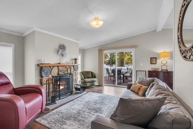 $274,900 | 4091 Woodland Avenue, Manitou Beach, MI 49253