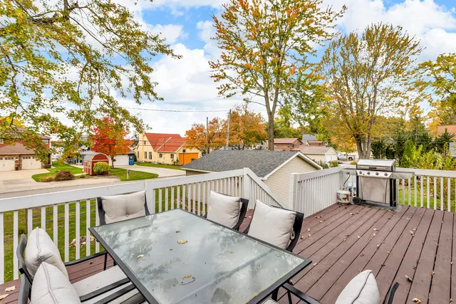 $274,900 | 4091 Woodland Avenue, Manitou Beach, MI 49253