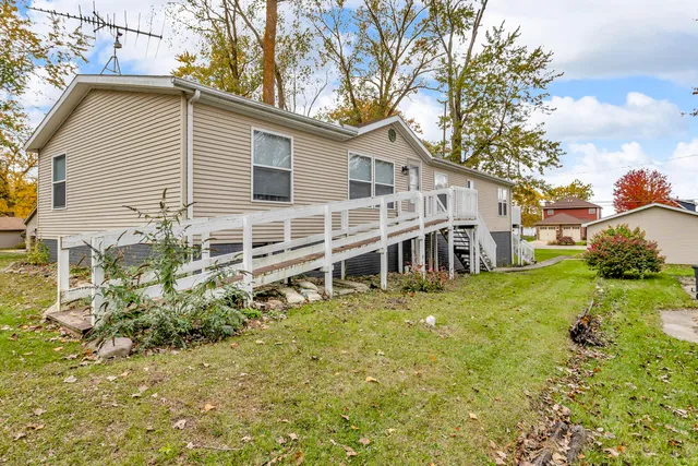 $274,900 | 4091 Woodland Avenue, Manitou Beach, MI 49253