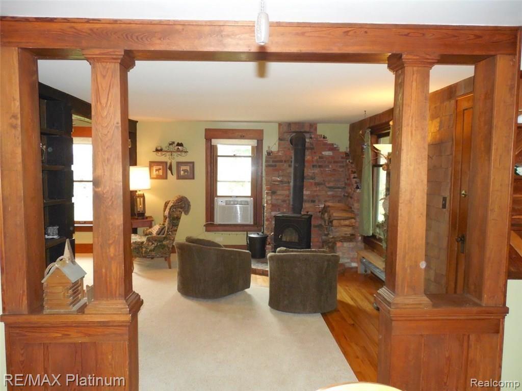 6201 Dutcher Road Howell, MI 48843 - Photo 5 of 22 View of foyer and setting room