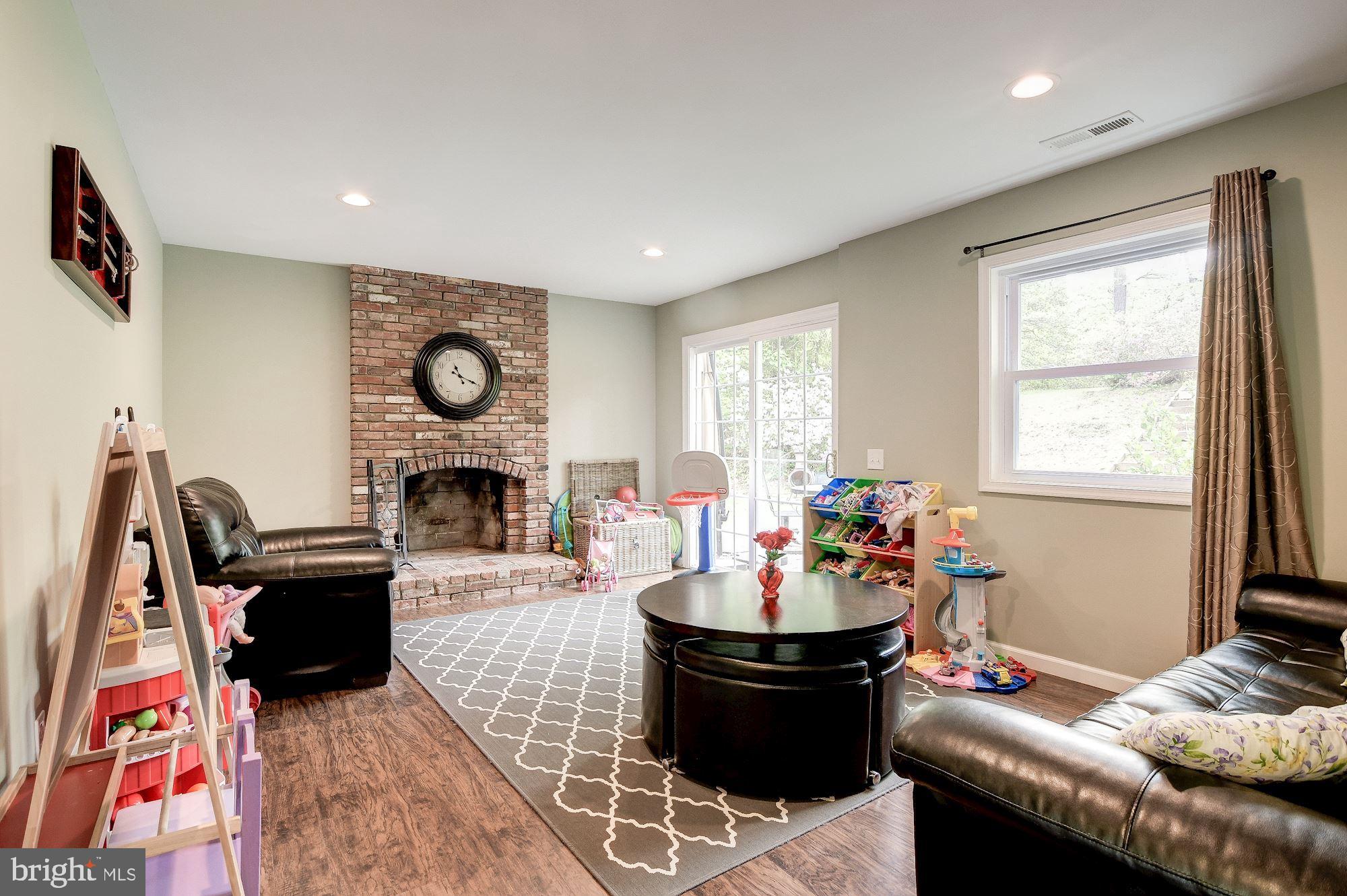 2121 Countryside Drive Silver Spring, MD 20905 - Photo 22 of 32 Gallery Image 22