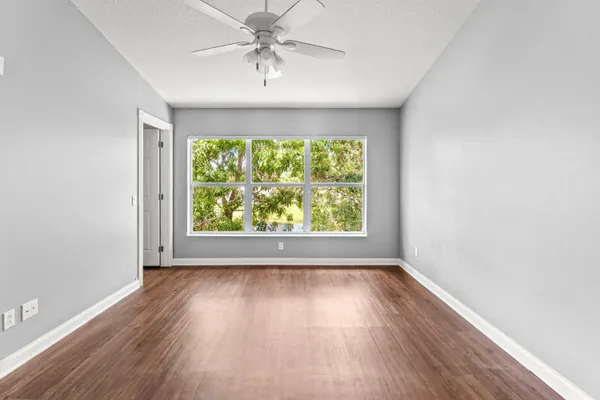 $375,000 | 1172 Pinewood Lake Court, Greenacres, FL 33415
