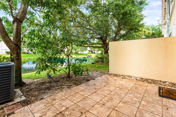 $375,000 | 1172 Pinewood Lake Court, Greenacres, FL 33415