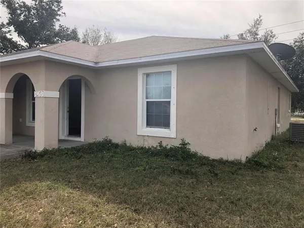 $1,500 | 325 Baccarat Court, Unit B, Kissimmee, FL 34759