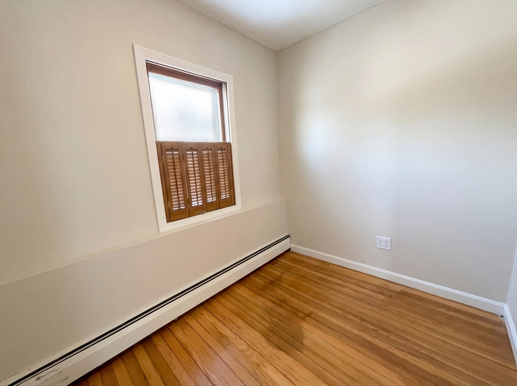 46 Roosevelt Road Weymouth, MA 02188 - Photo 12 of 19