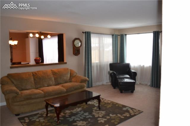 590 Red Cliff Road Colorado Springs, CO 80906 - Photo 15 of 26