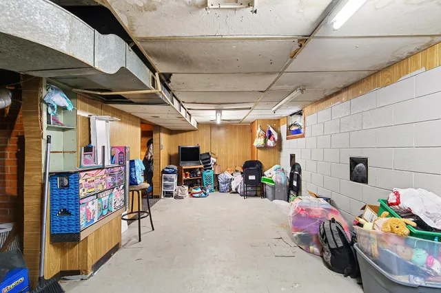 $215,000 | 741 Griggs Street Southwest, Grand Rapids, MI 49503