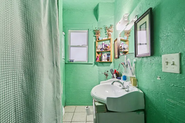 $215,000 | 741 Griggs Street Southwest, Grand Rapids, MI 49503