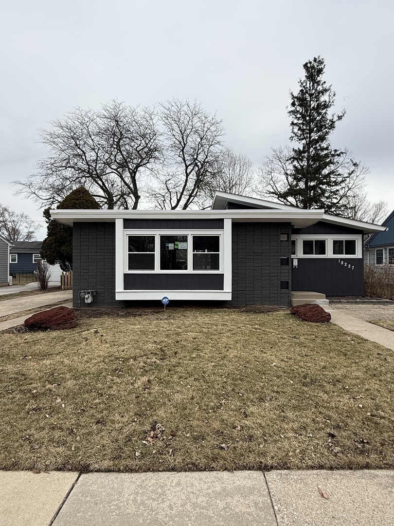 18227 Center Avenue Homewood, IL 60430 - Photo 1 of 12