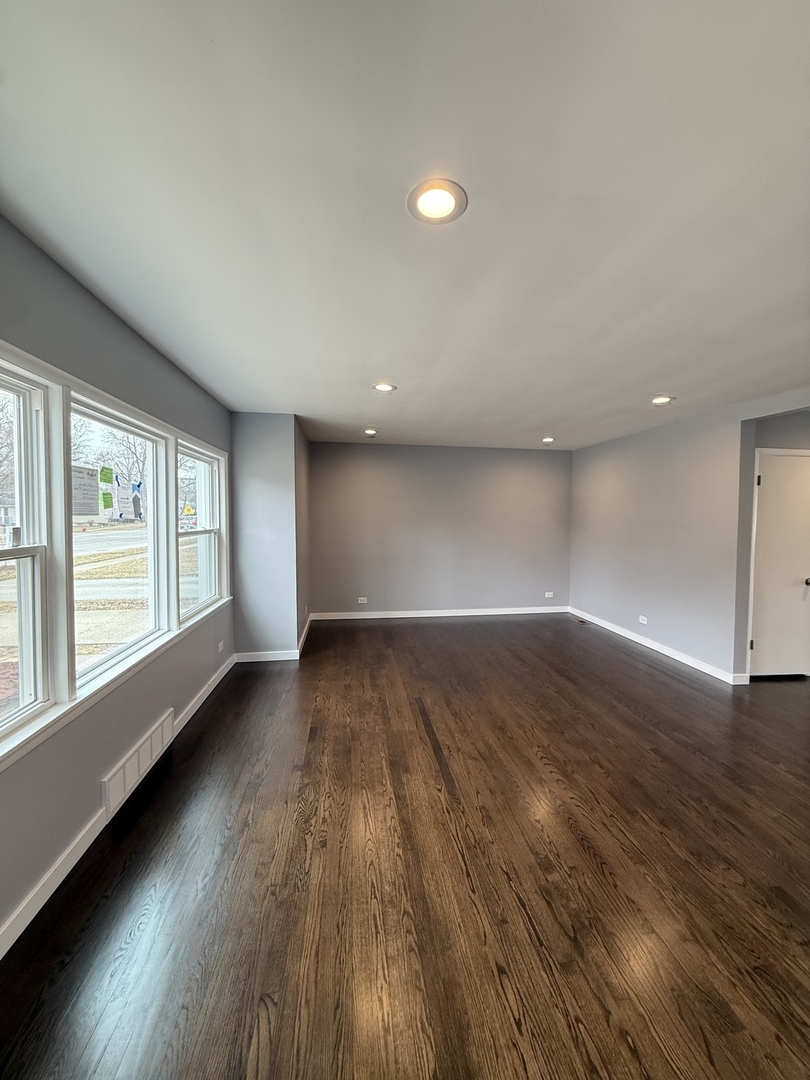 18227 Center Avenue Homewood, IL 60430 - Photo 2 of 12