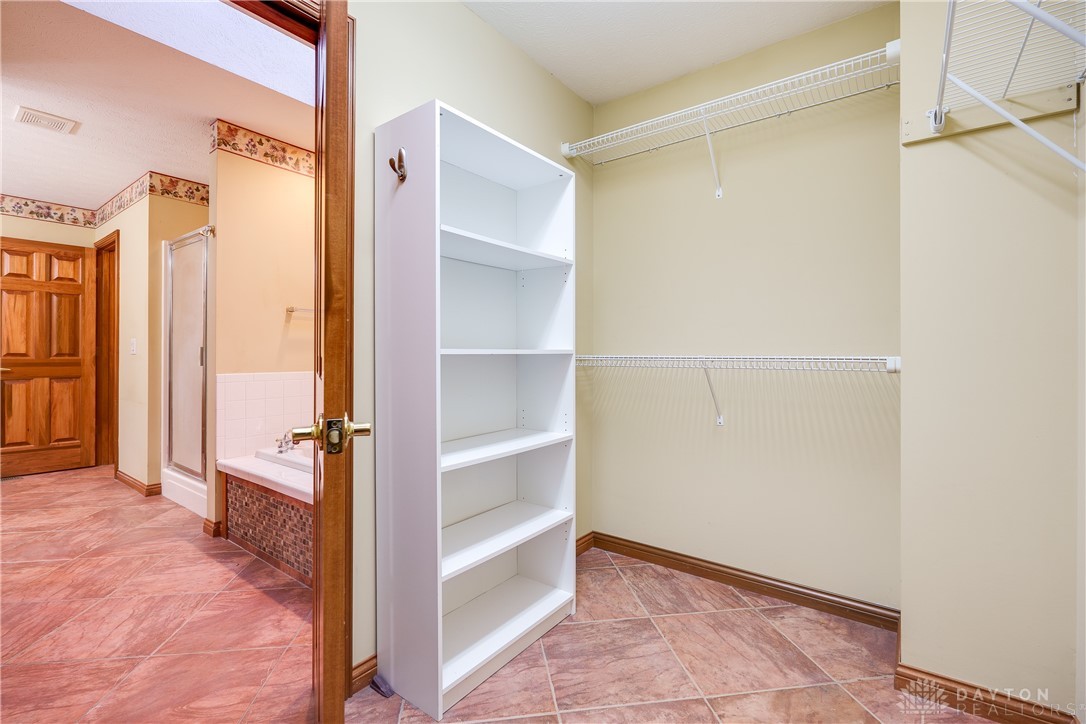 991 Mead Road Bellbrook, OH 45305 - Photo 27 of 63 Gallery Image 27