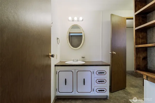 $99,900 | 826 Southeast Scenic View Drive, College Place, WA 99324